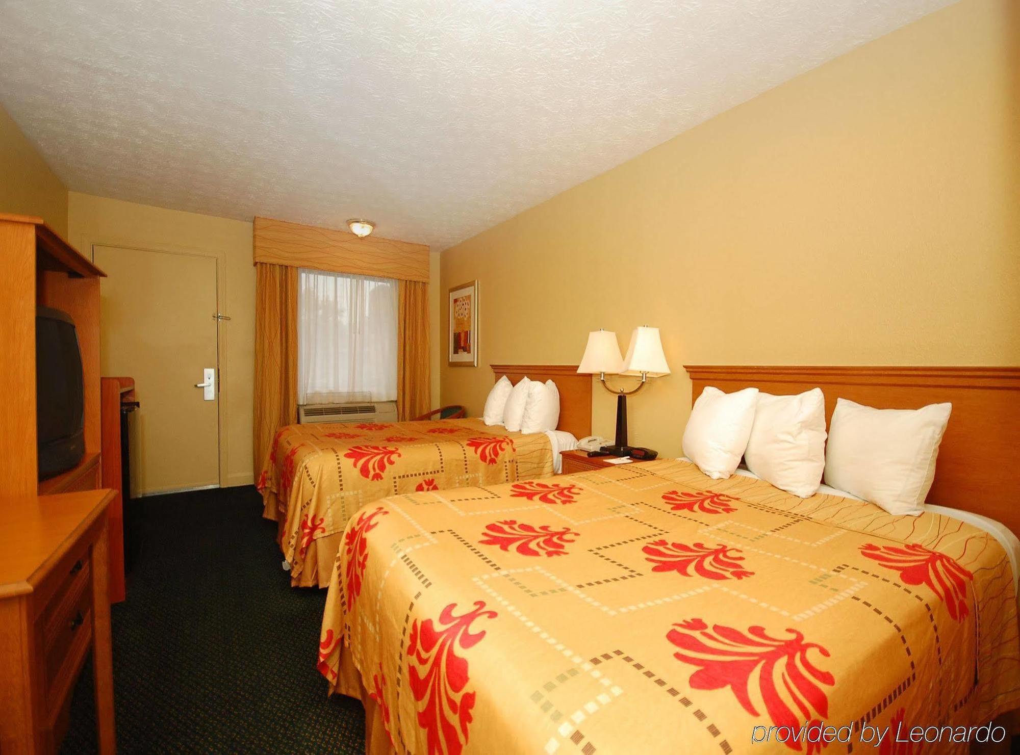 Kennesaw Inn Room photo